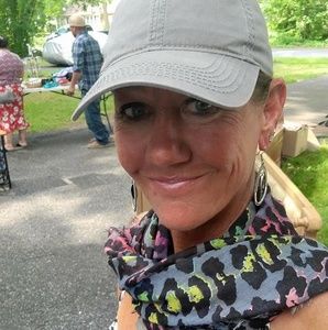 Meet your Posher, Anna